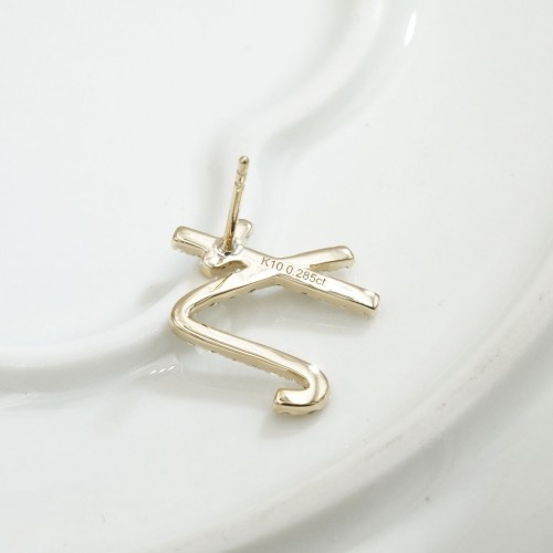 和文字「れ」ピアス 即発送可 20240826-99 | ピアス | オーダーメイド  