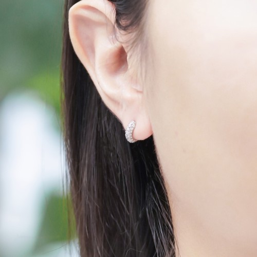 ラウンドパヴェフープピアス E171H25929-W（4週間発送） | ピアス